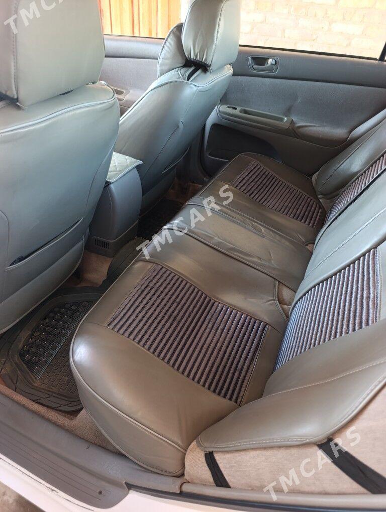 Toyota Camry 2002 - 180 000 TMT - Çärjew - img 2