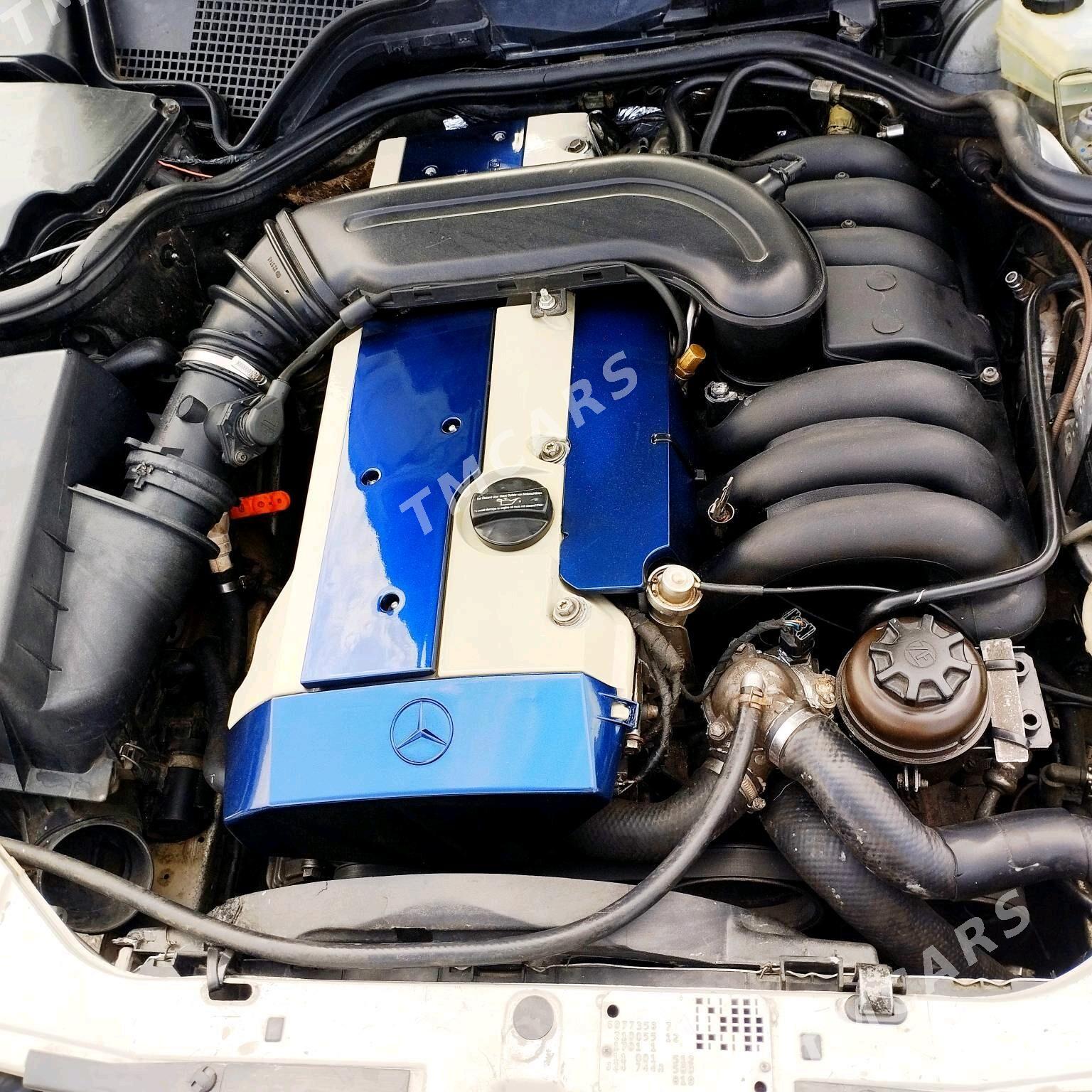 Mercedes-Benz E320 1996 - 95 000 TMT - Туркменбаши - img 7