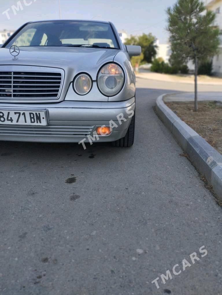Mercedes-Benz E320 1996 - 95 000 TMT - Туркменбаши - img 4