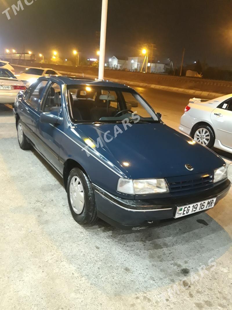 Opel Vectra 1989 - 32 000 TMT - Mary - img 4