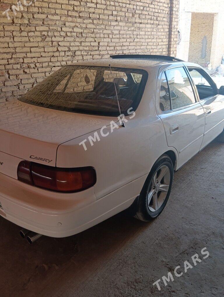 Toyota Camry 1994 - 80 000 TMT - Türkmenabat - img 2