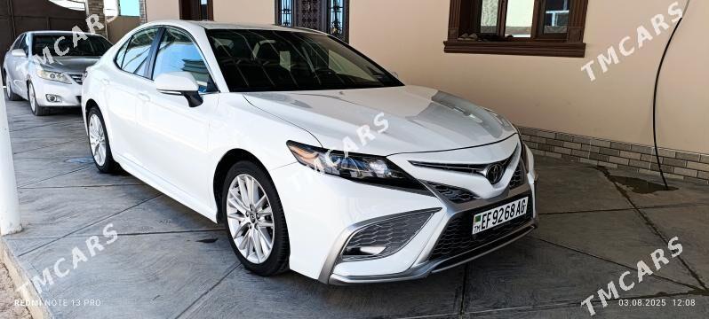 Toyota Camry 2022 - 265 000 TMT - Бузмеин - img 2