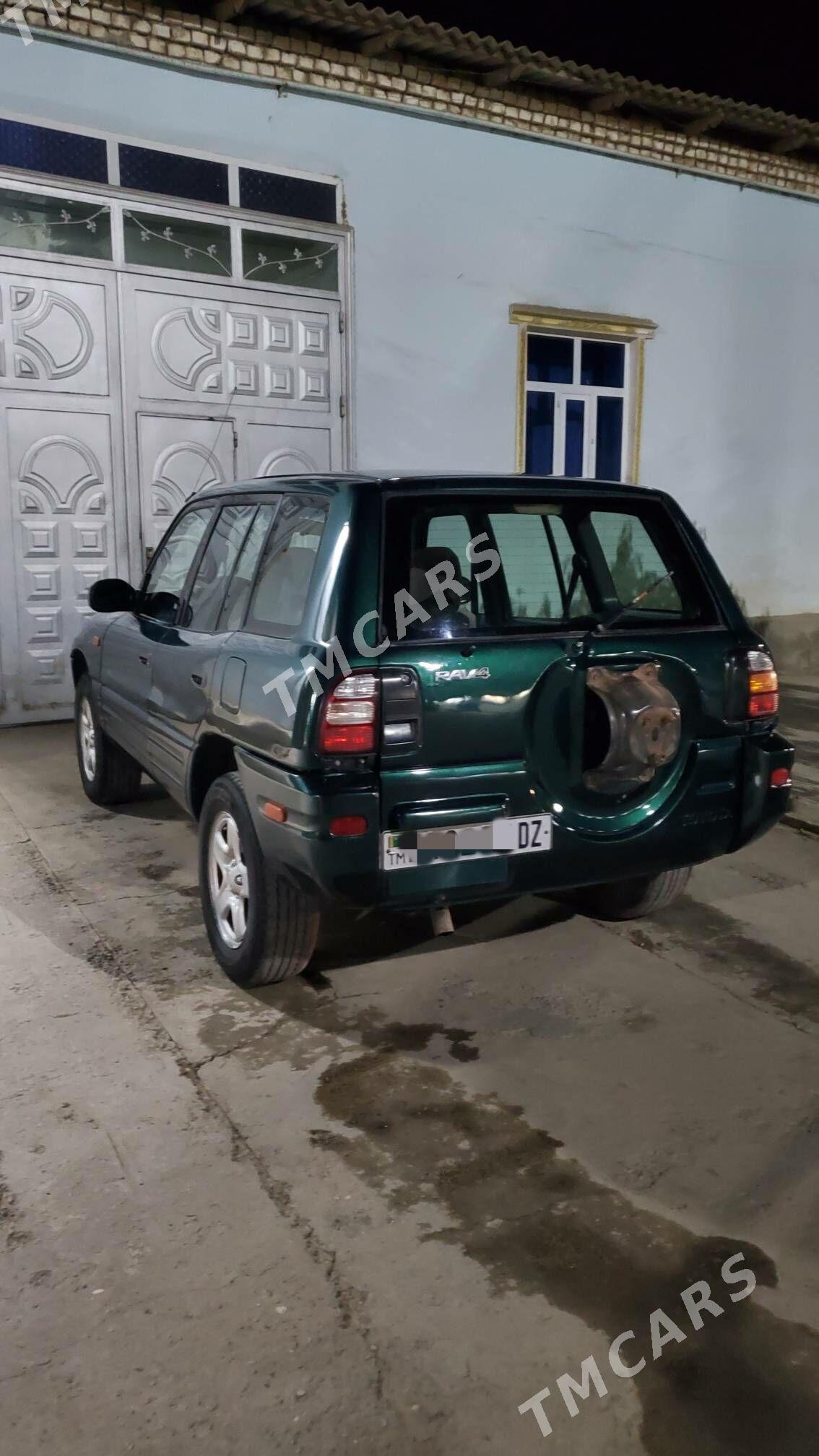 Toyota RAV4 1997 - 69 000 TMT - Кёнеургенч - img 3
