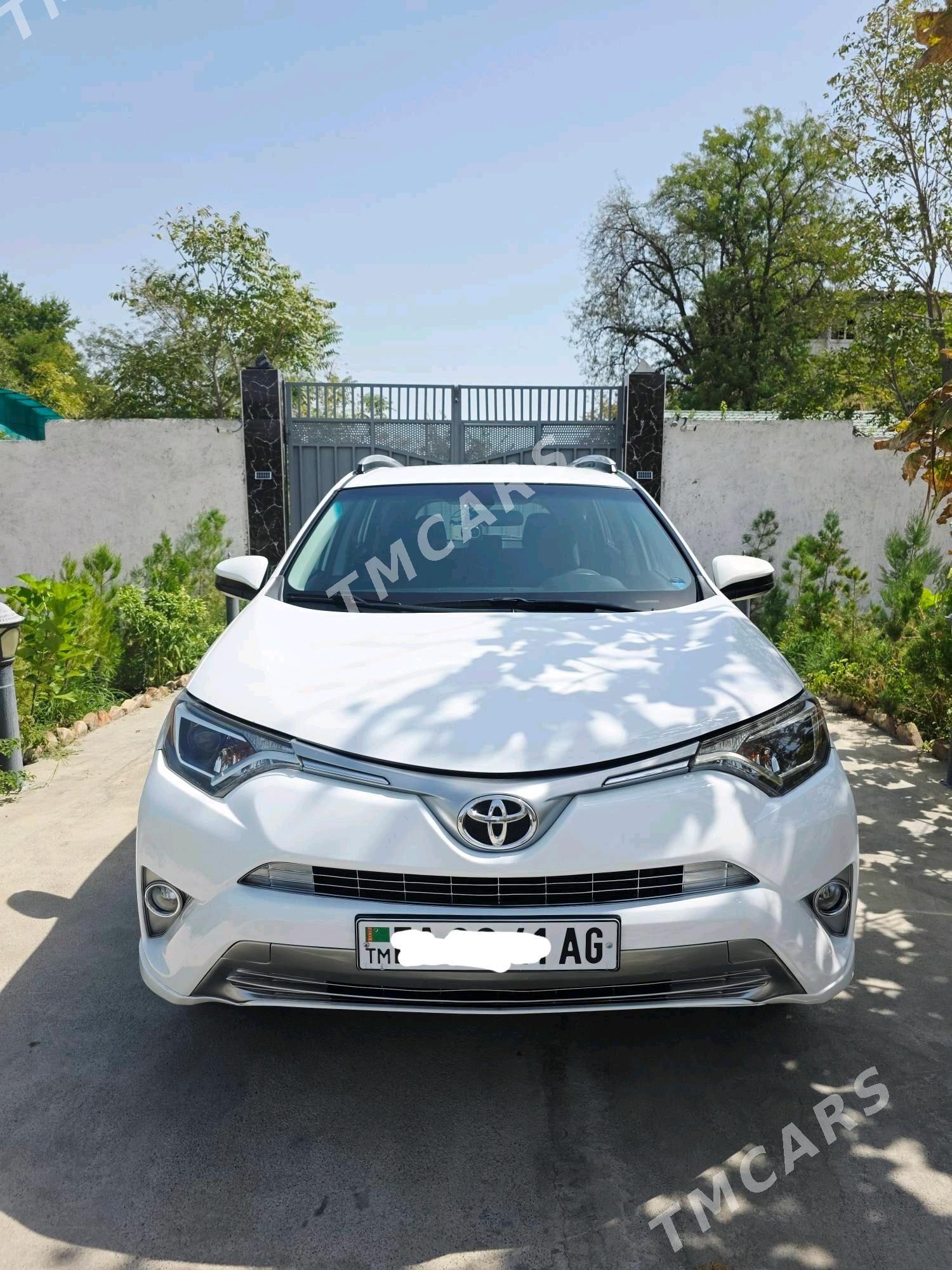 Toyota RAV4 2016 - 290 000 TMT - Aşgabat - img 2