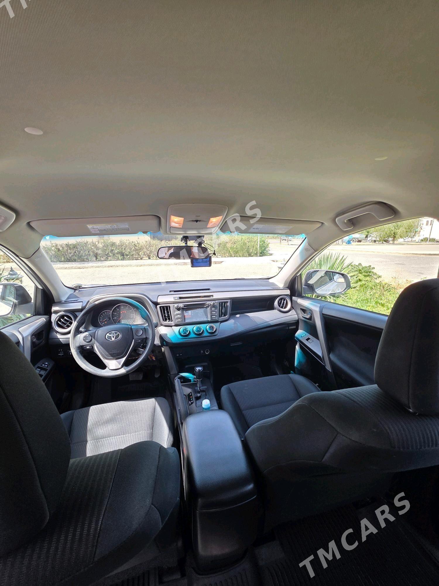 Toyota RAV4 2016 - 290 000 TMT - Aşgabat - img 8