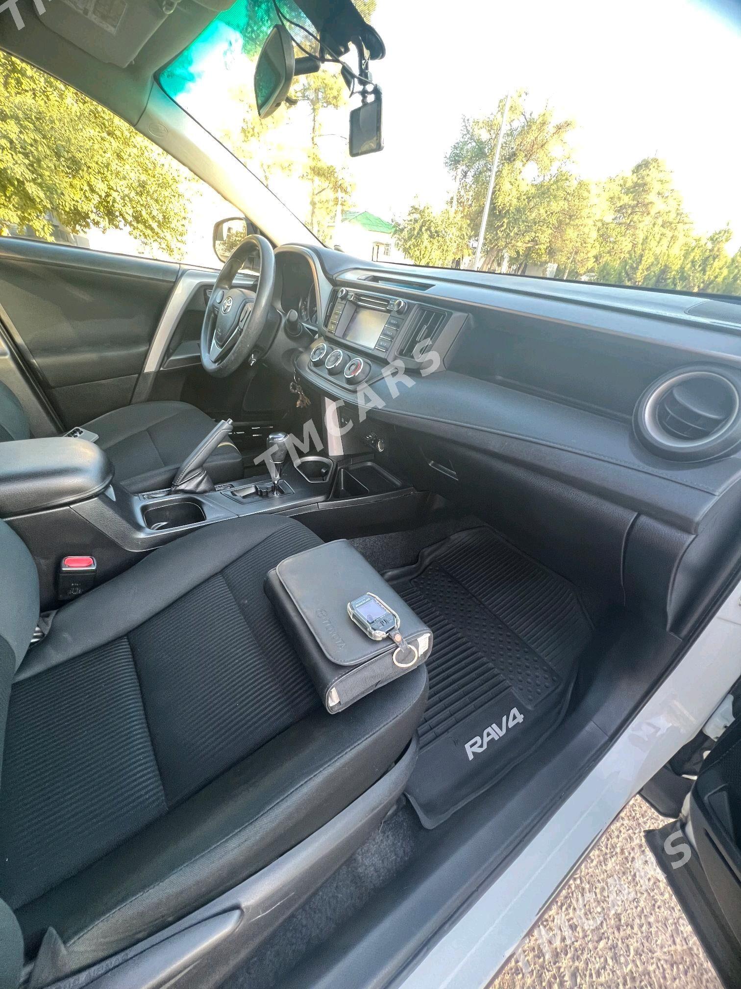 Toyota RAV4 2016 - 290 000 TMT - Aşgabat - img 10