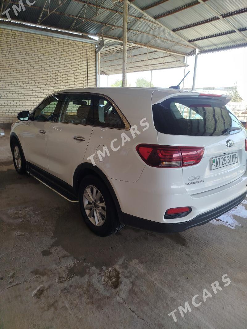 Kia Sorento 2019 - 250 000 TMT - Мары - img 4
