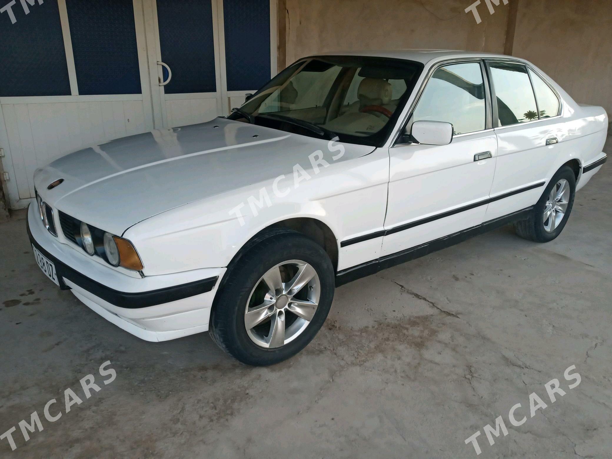 BMW 520 1991 - 45 000 TMT - Кёнеургенч - img 2