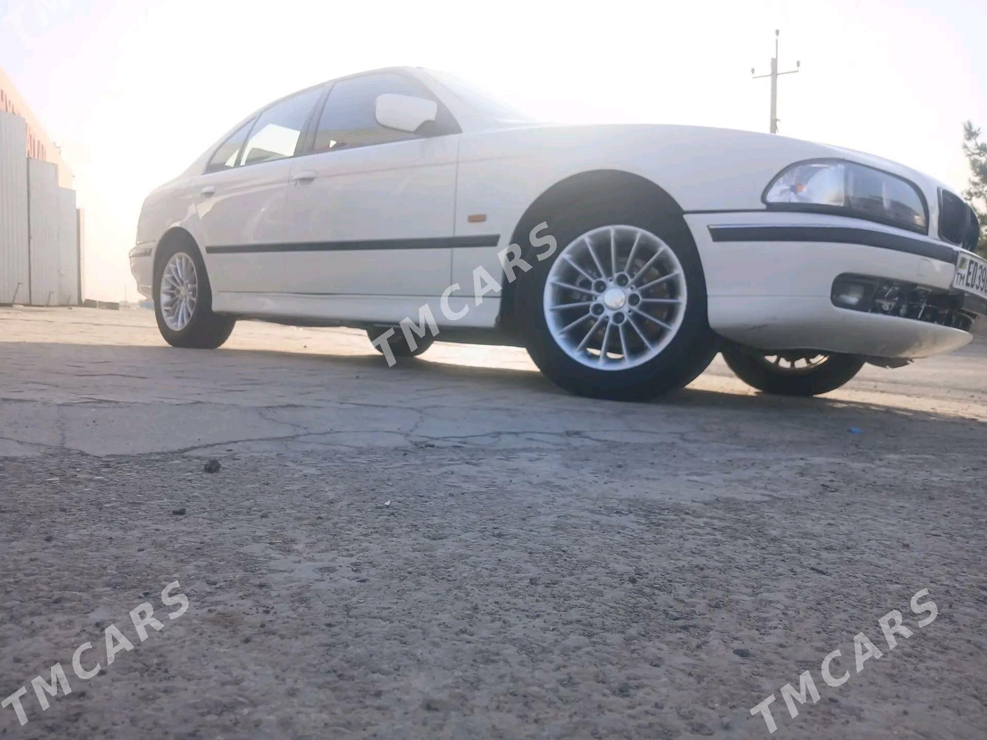 BMW E39 1998 - 80 000 TMT - Ёлётен - img 3
