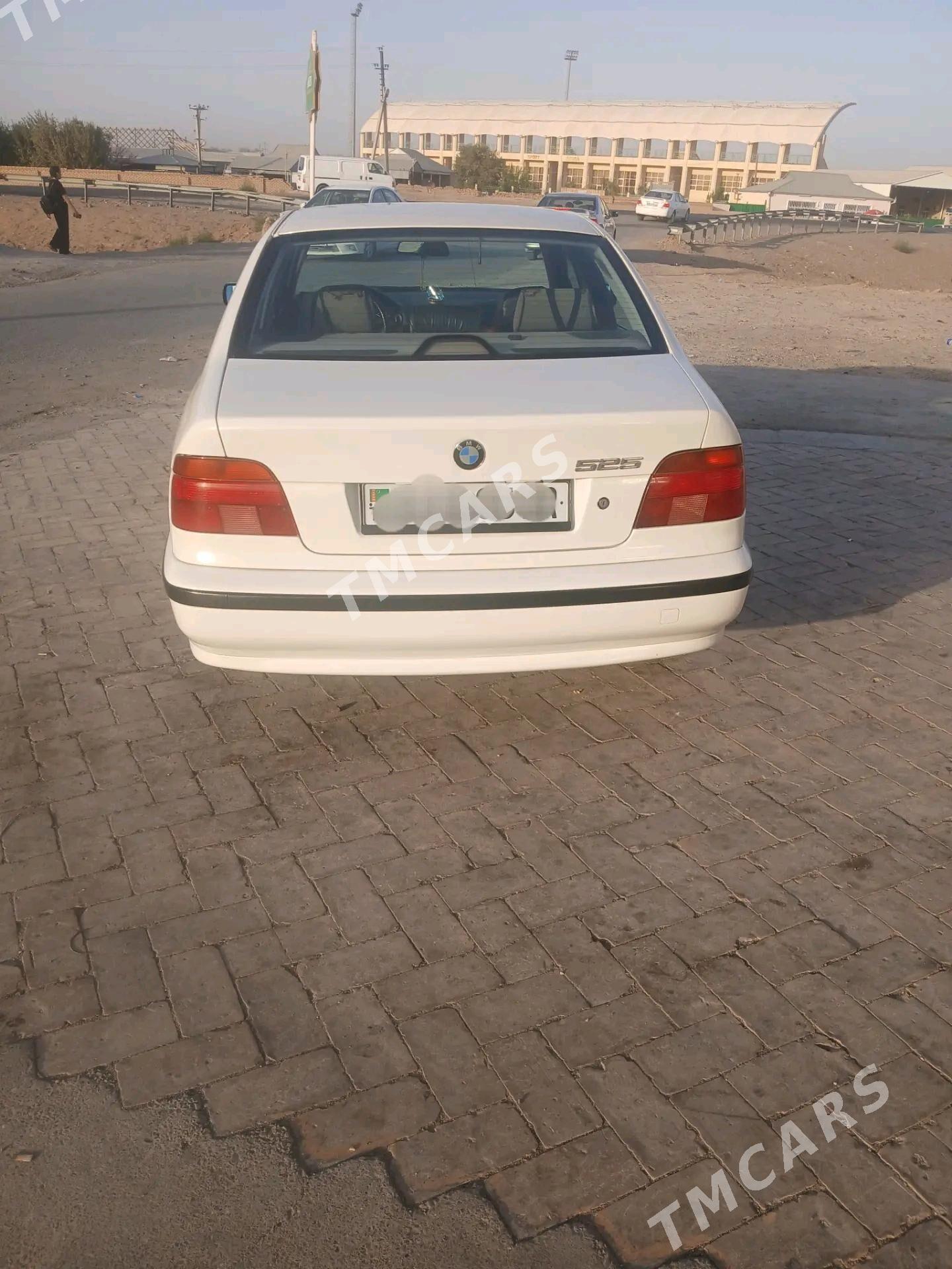 BMW E39 1998 - 80 000 TMT - Ёлётен - img 5