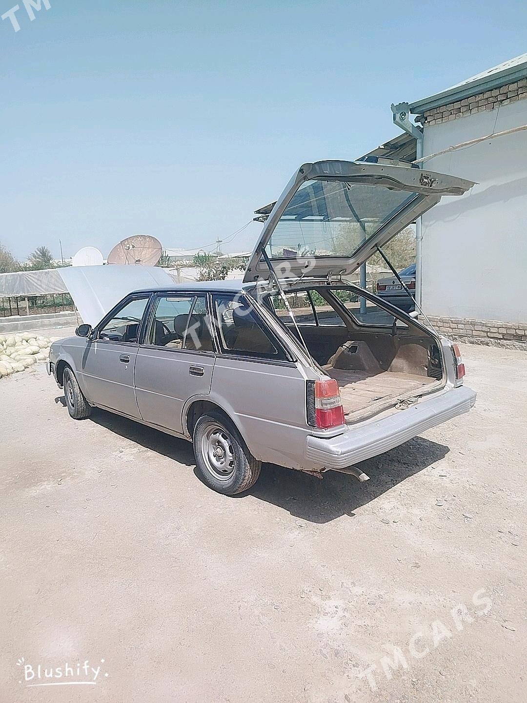 Nissan Kicks 1989 - 25 000 TMT - Мургап - img 7