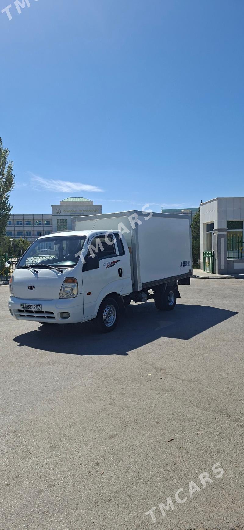 Kia Bongo 2009 - 150 000 TMT - Gurbansoltan Eje - img 3