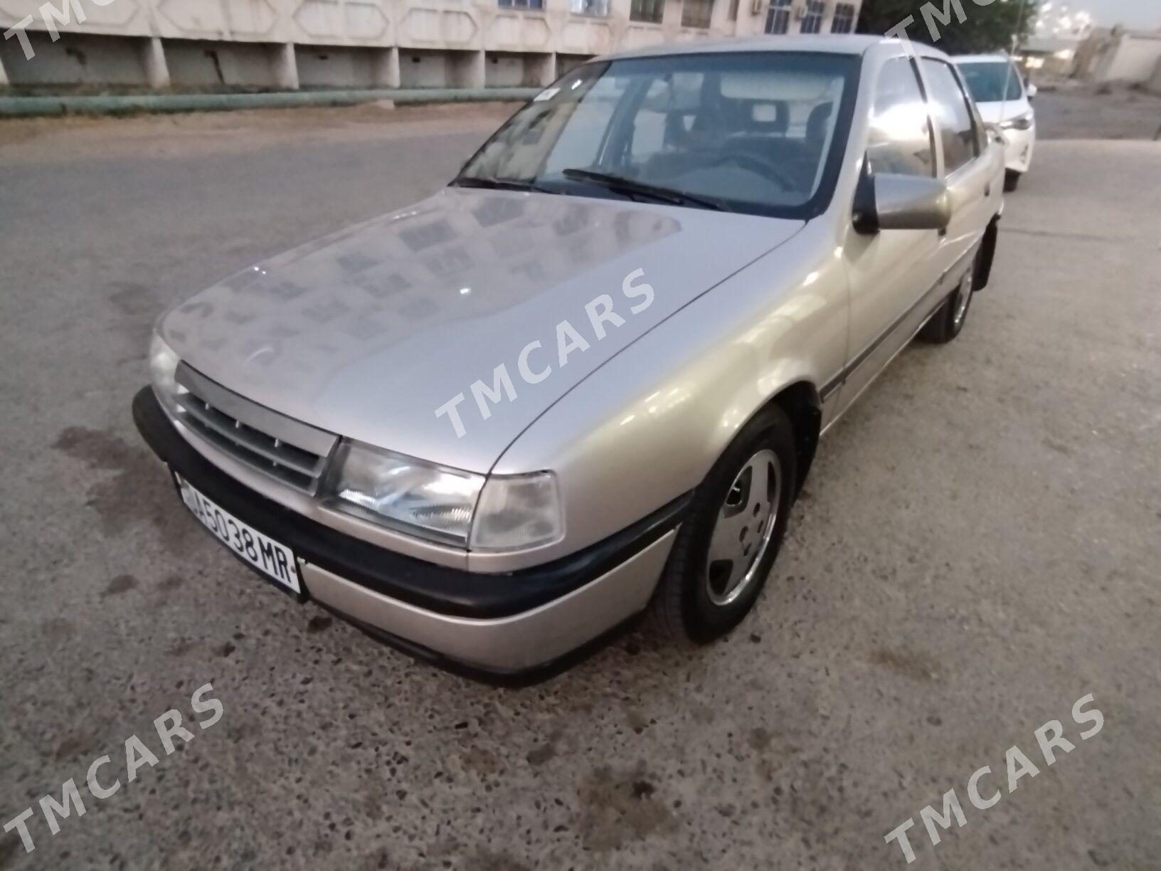 Opel Vectra 1990 - 39 000 TMT - Мары - img 5