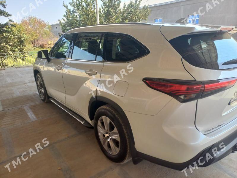 Toyota Highlander 2021 - 540 000 TMT - Мары - img 2