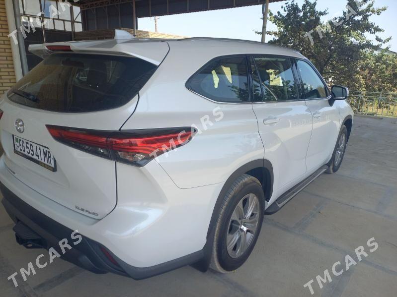 Toyota Highlander 2021 - 540 000 TMT - Мары - img 3