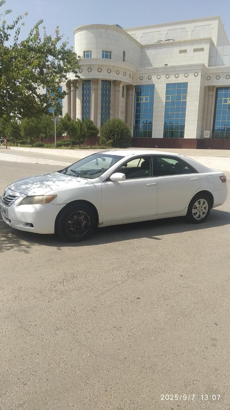 Toyota Camry 2006 - 130 000 TMT - Мары - img 2