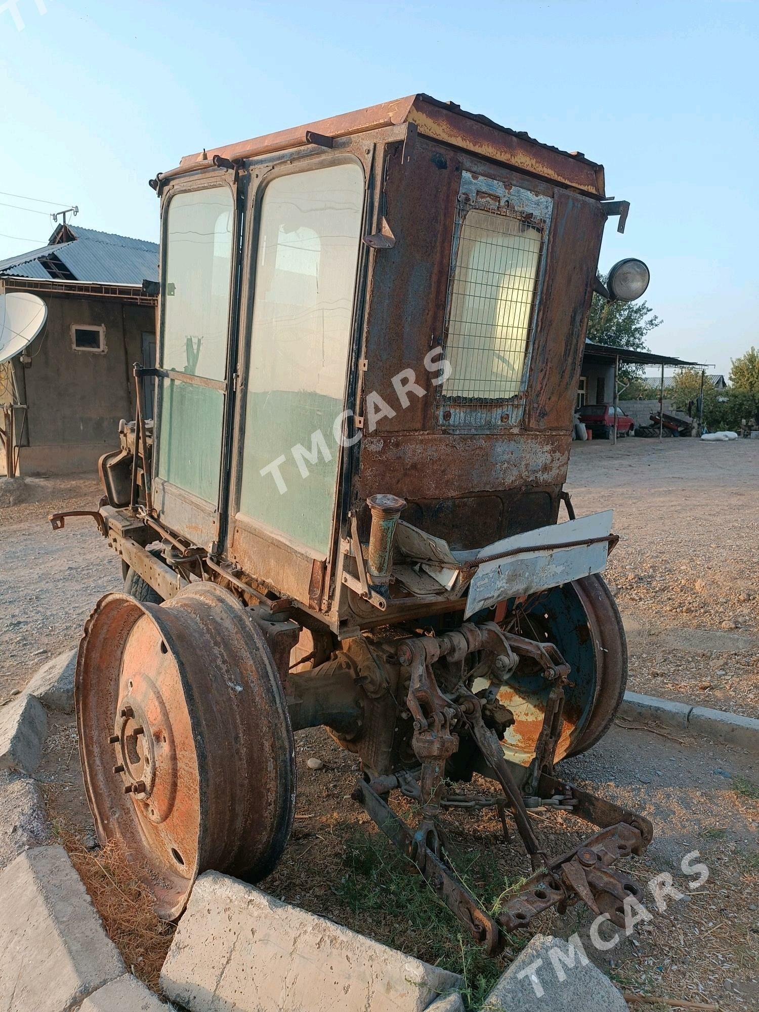 MTZ T-28 1980 - 10 000 TMT - Ak bugdaý etraby - img 2