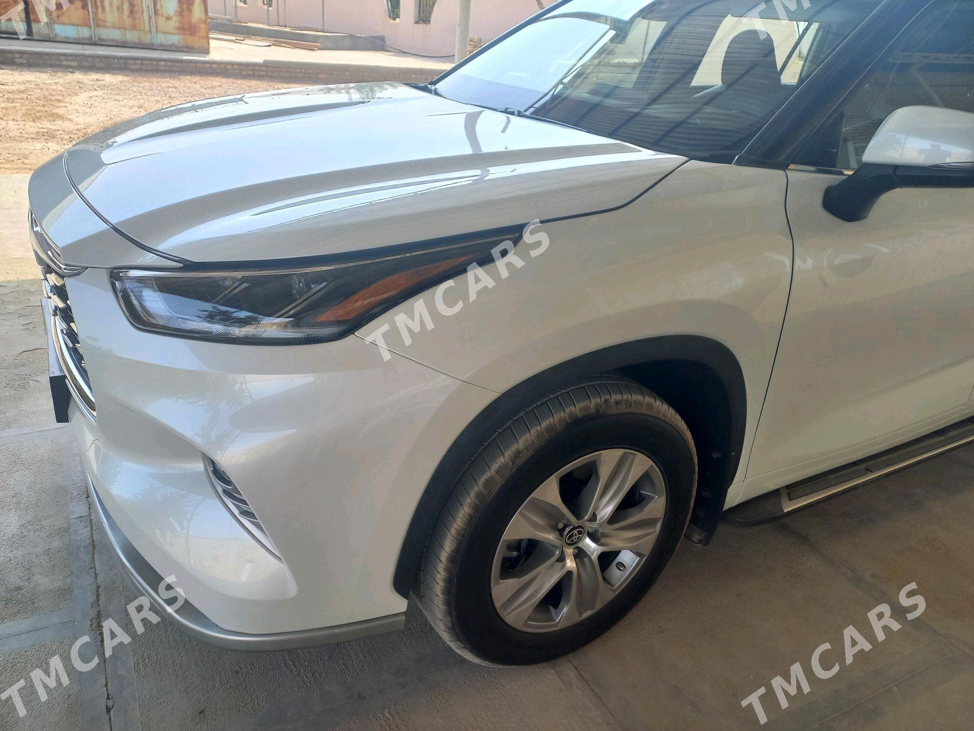 Toyota Highlander 2021 - 540 000 TMT - Мары - img 5