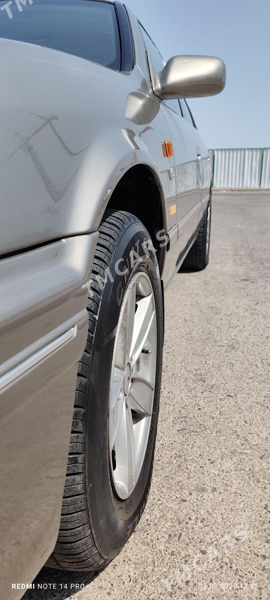 Toyota Camry 1997 - 125 000 TMT - Mary - img 3