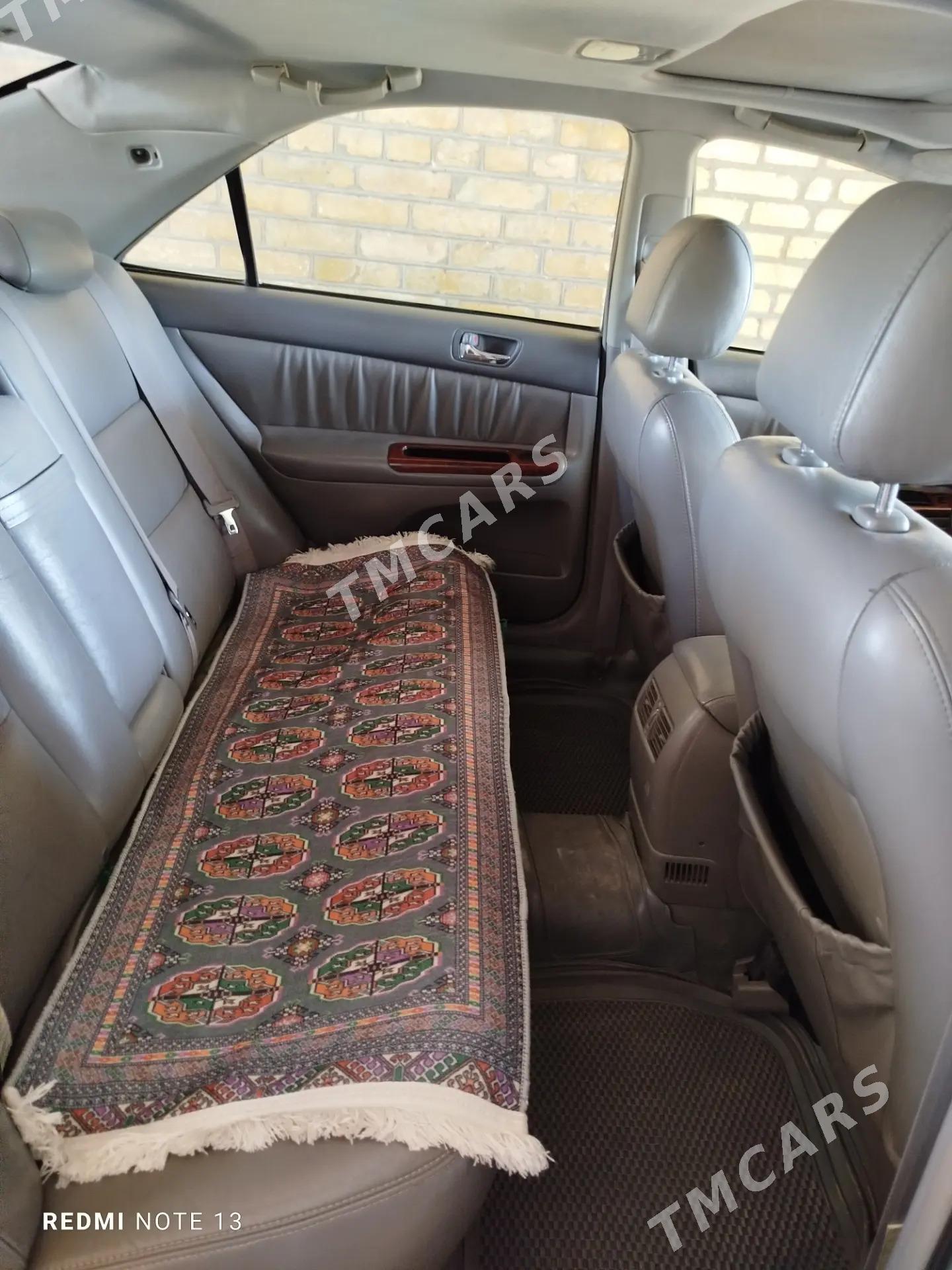 Toyota Camry 2005 - 220 000 TMT - Çärjew - img 3