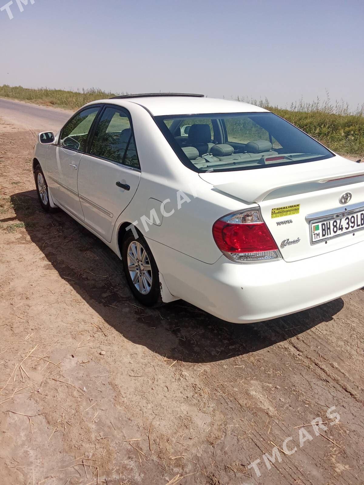 Toyota Camry 2005 - 220 000 TMT - Çärjew - img 4