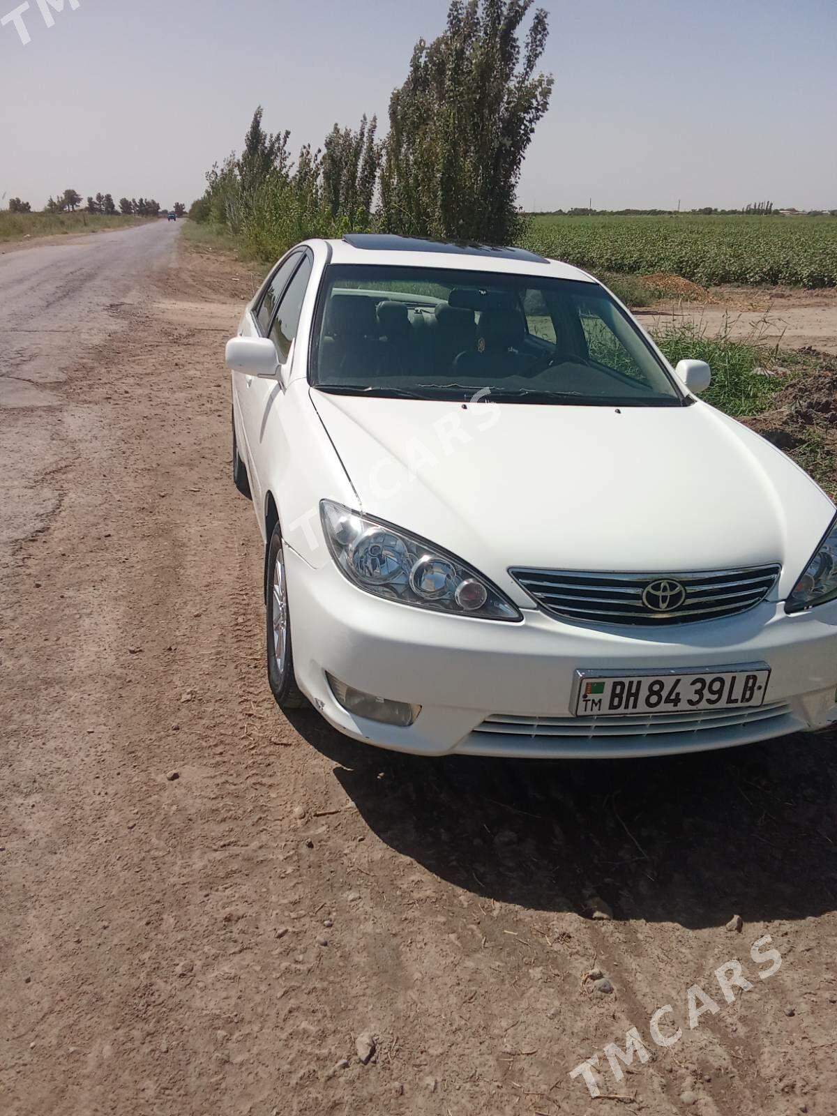 Toyota Camry 2005 - 220 000 TMT - Çärjew - img 6