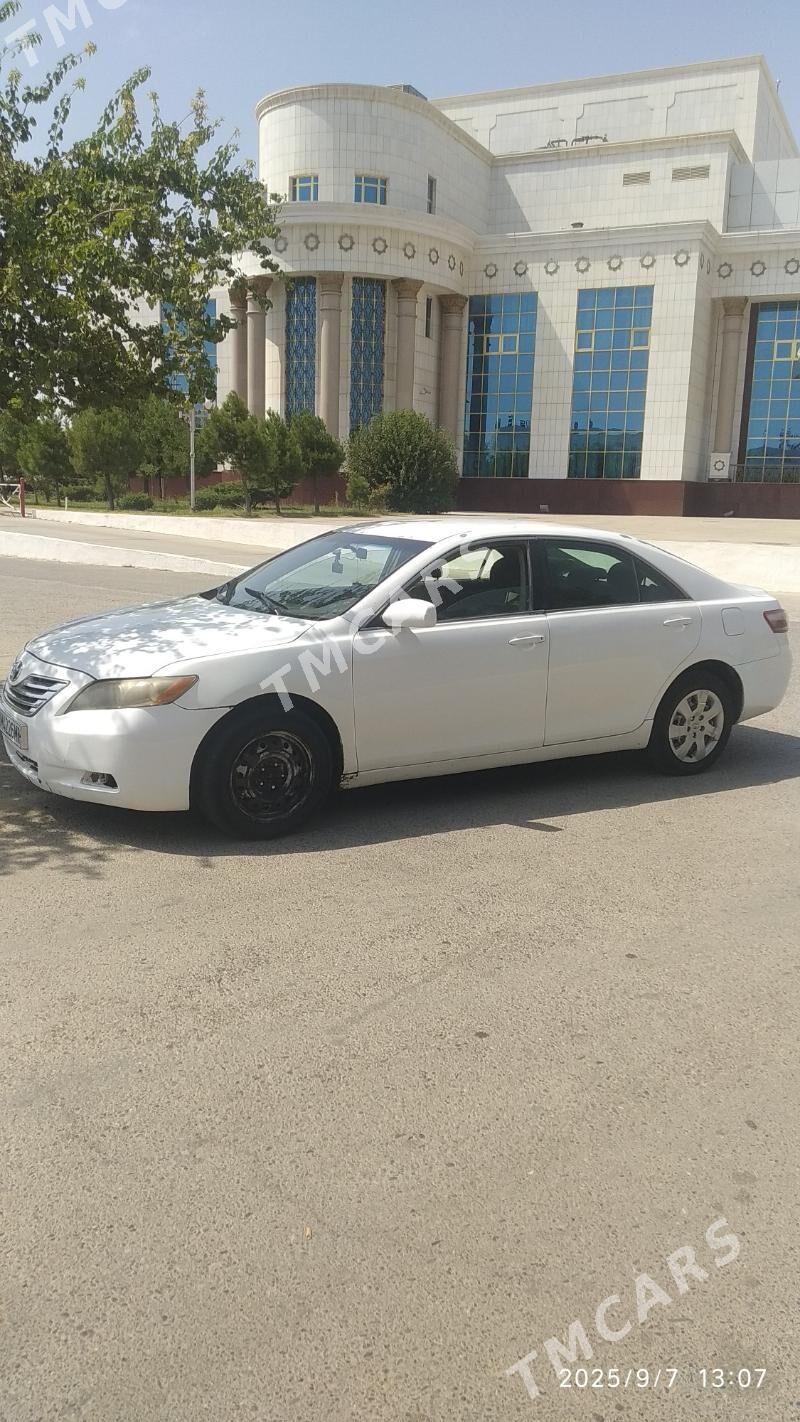 Toyota Camry 2006 - 130 000 TMT - Мары - img 9