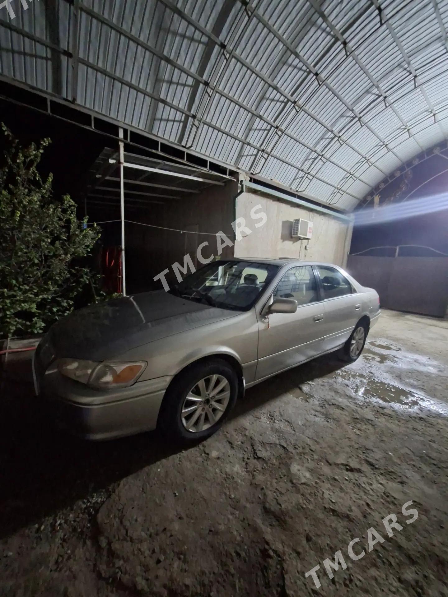 Toyota Camry 1998 - 120 000 TMT - Гурбансолтан Едже - img 2