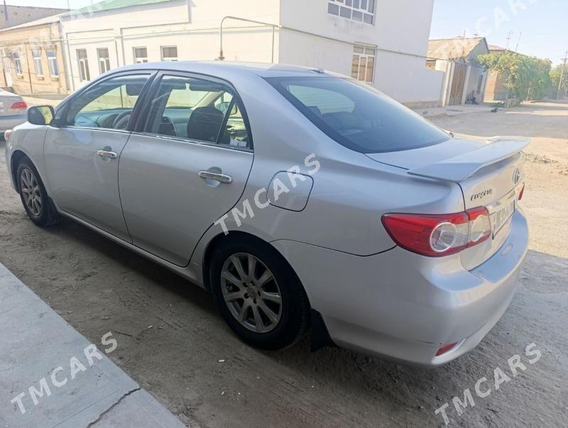 Toyota Corolla 2013 - 175 000 TMT - Туркменабат - img 2