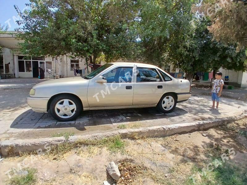 Opel Vectra 1990 - 28 500 TMT - Арзув - img 5