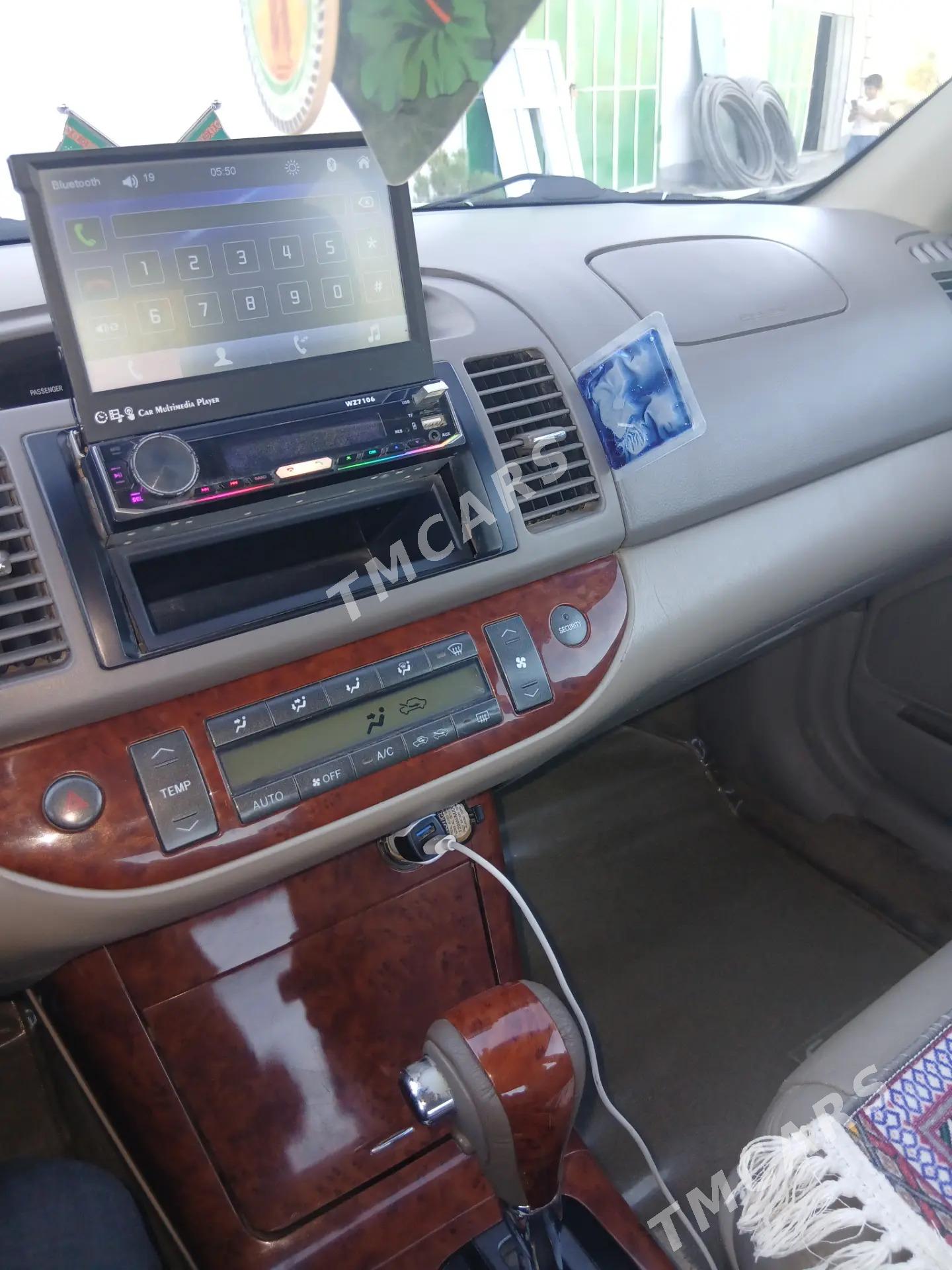 Toyota Camry 2005 - 200 000 TMT - Гурбансолтан Едже - img 10