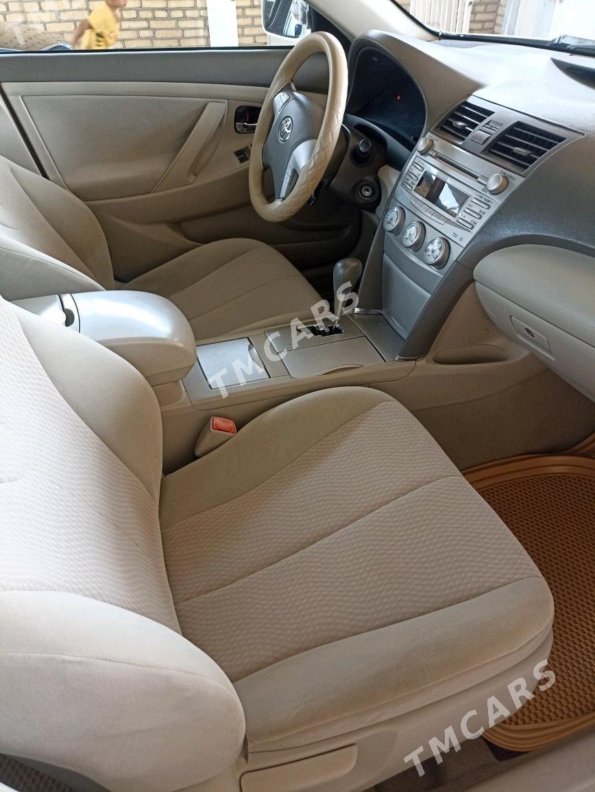 Toyota Camry 2010 - 205 000 TMT - Mary - img 4