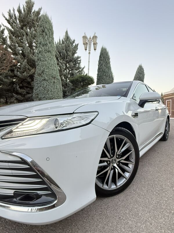Toyota Camry 2018 - 410 000 TMT - 30 мкр - img 2