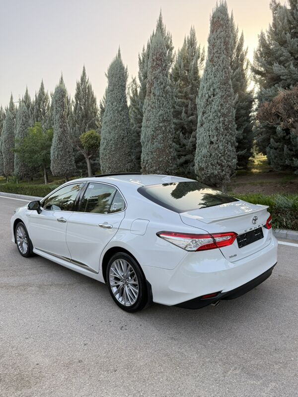 Toyota Camry 2020 - 430 000 TMT - 30 мкр - img 3