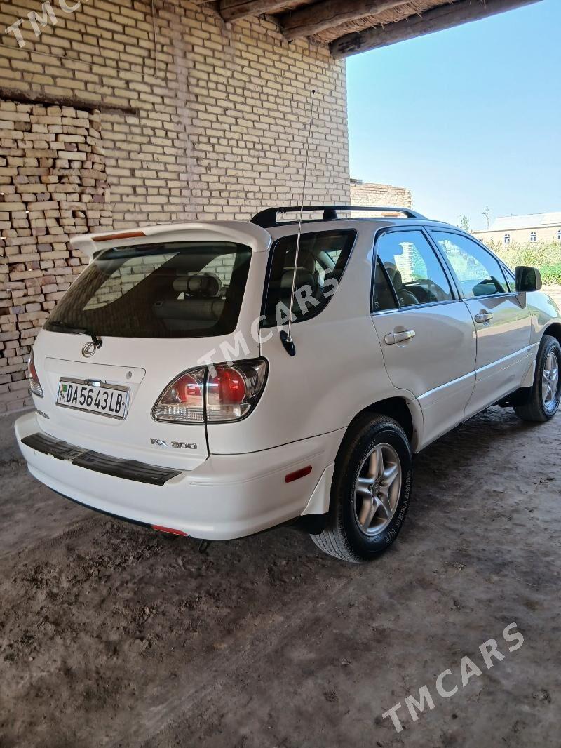 Lexus RX 300 2003 - 180 000 TMT - Дянев - img 5