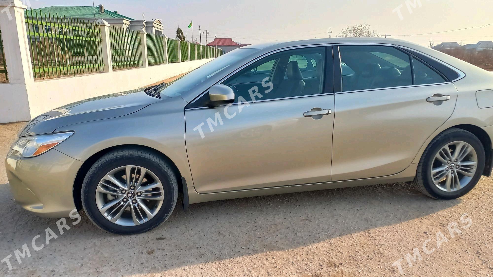 Toyota Camry 2017 - 260 000 TMT - Ёлётен - img 3