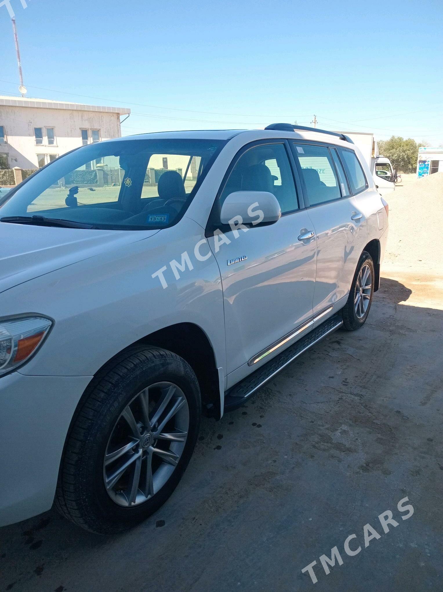 Toyota Highlander 2010 - 320 000 TMT - Болдумсаз - img 3