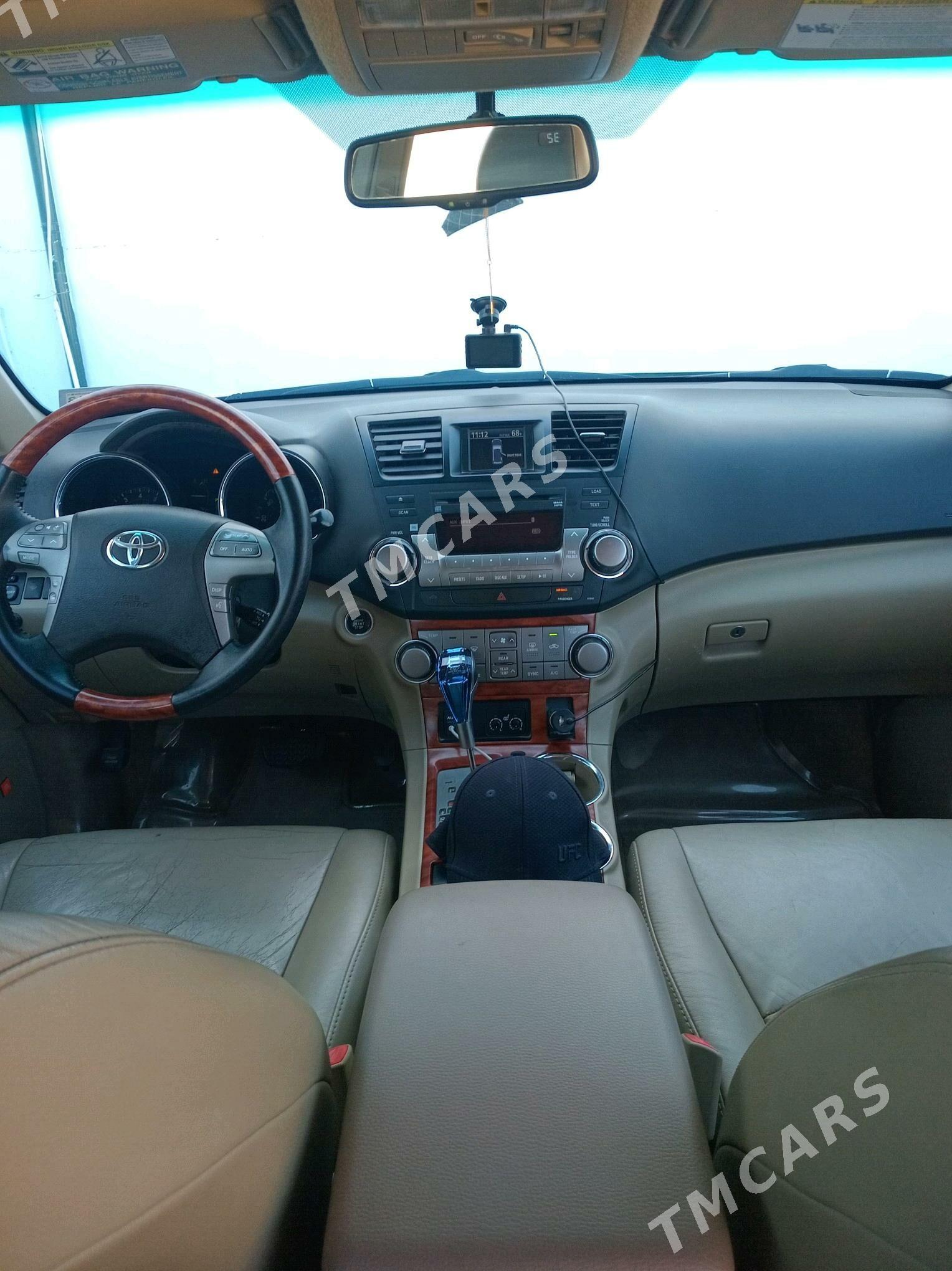 Toyota Highlander 2010 - 320 000 TMT - Болдумсаз - img 2