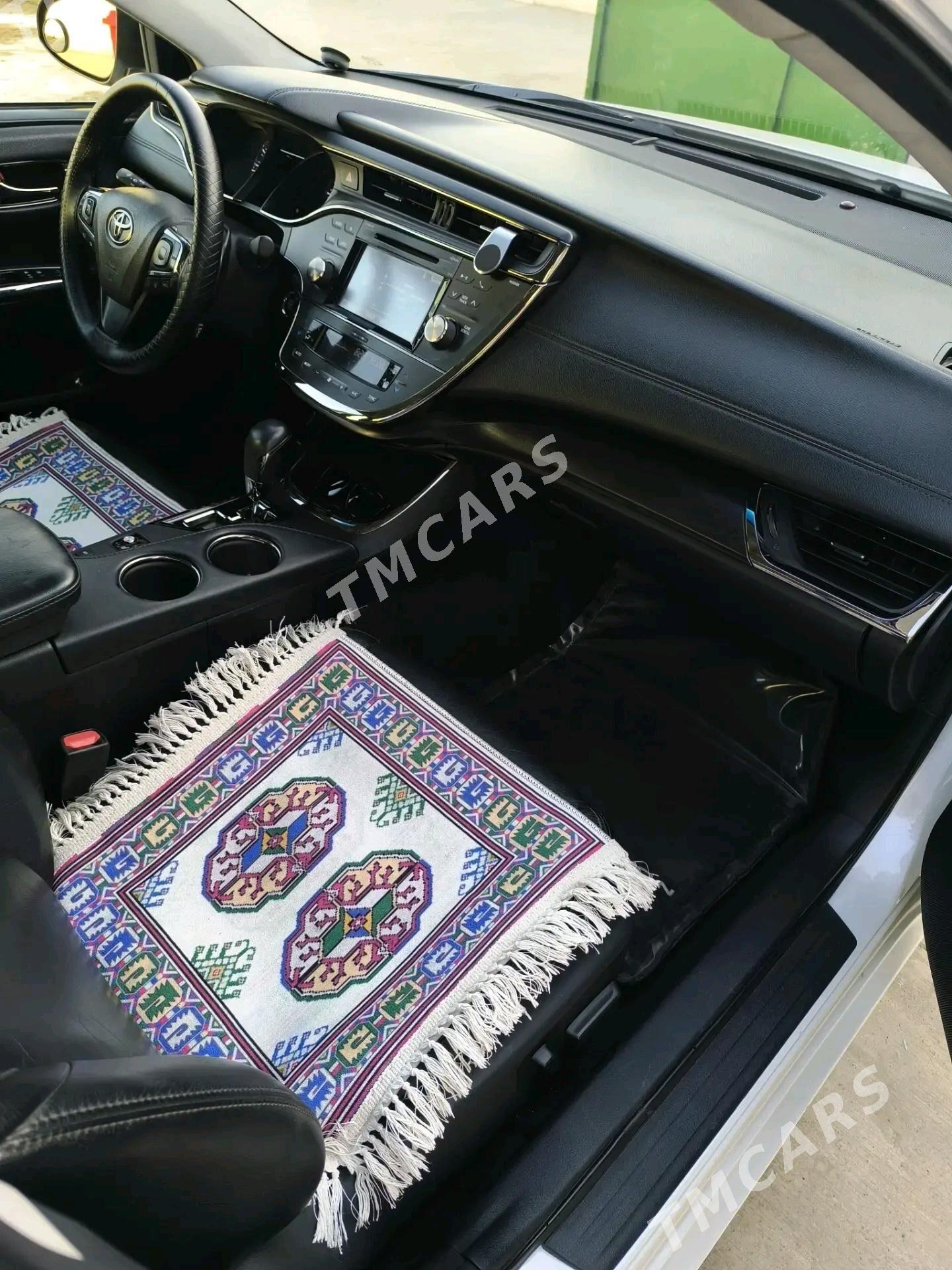 Toyota Avalon 2017 - 340 000 TMT - Baýramaly - img 5