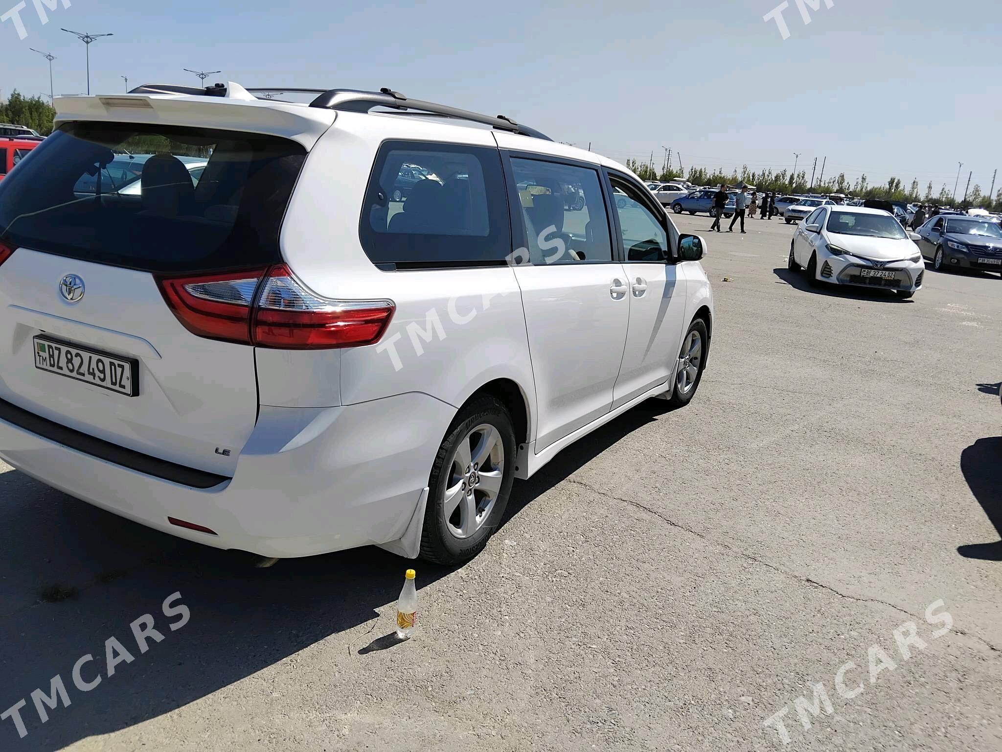 Toyota Sienna 2019 - 435 000 TMT - Gubadag - img 4