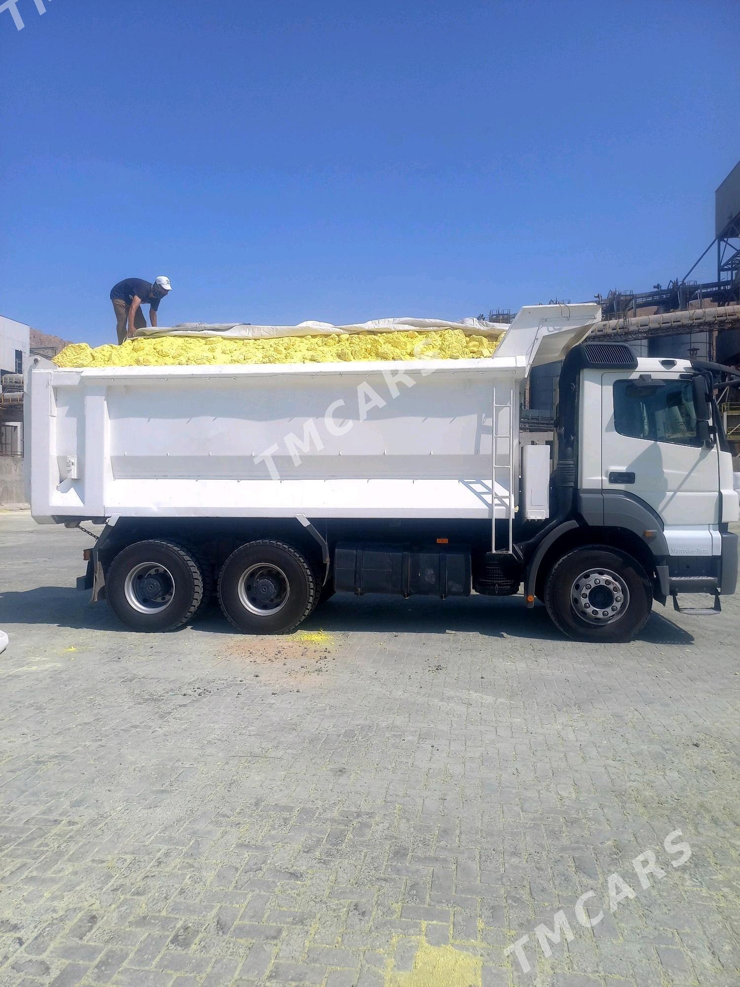 Mercedes-Benz ACTROS 3331 2009 - 600 000 TMT - Ашхабад - img 2