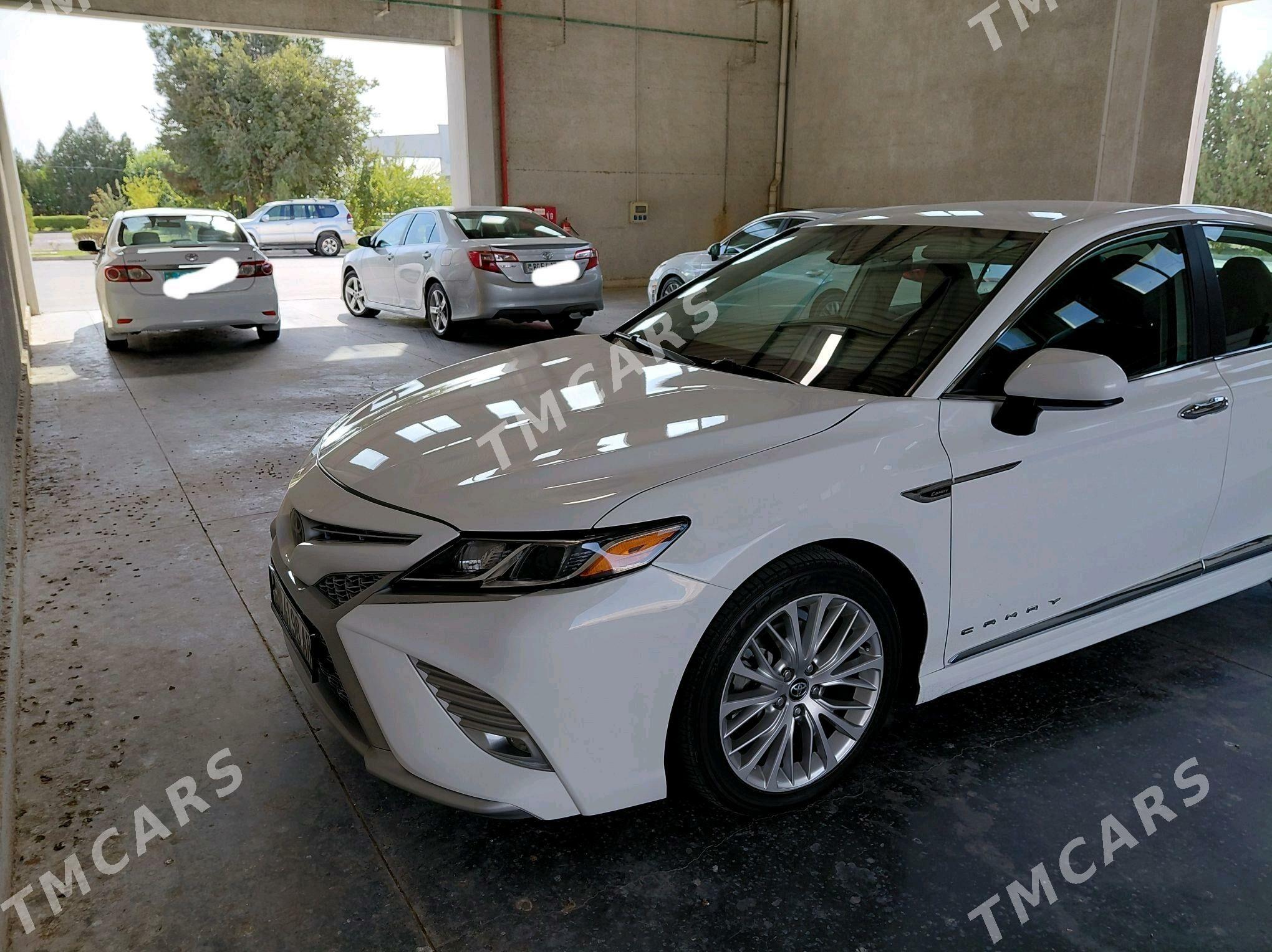 Toyota Camry 2020 - 330 000 TMT - Aşgabat - img 4