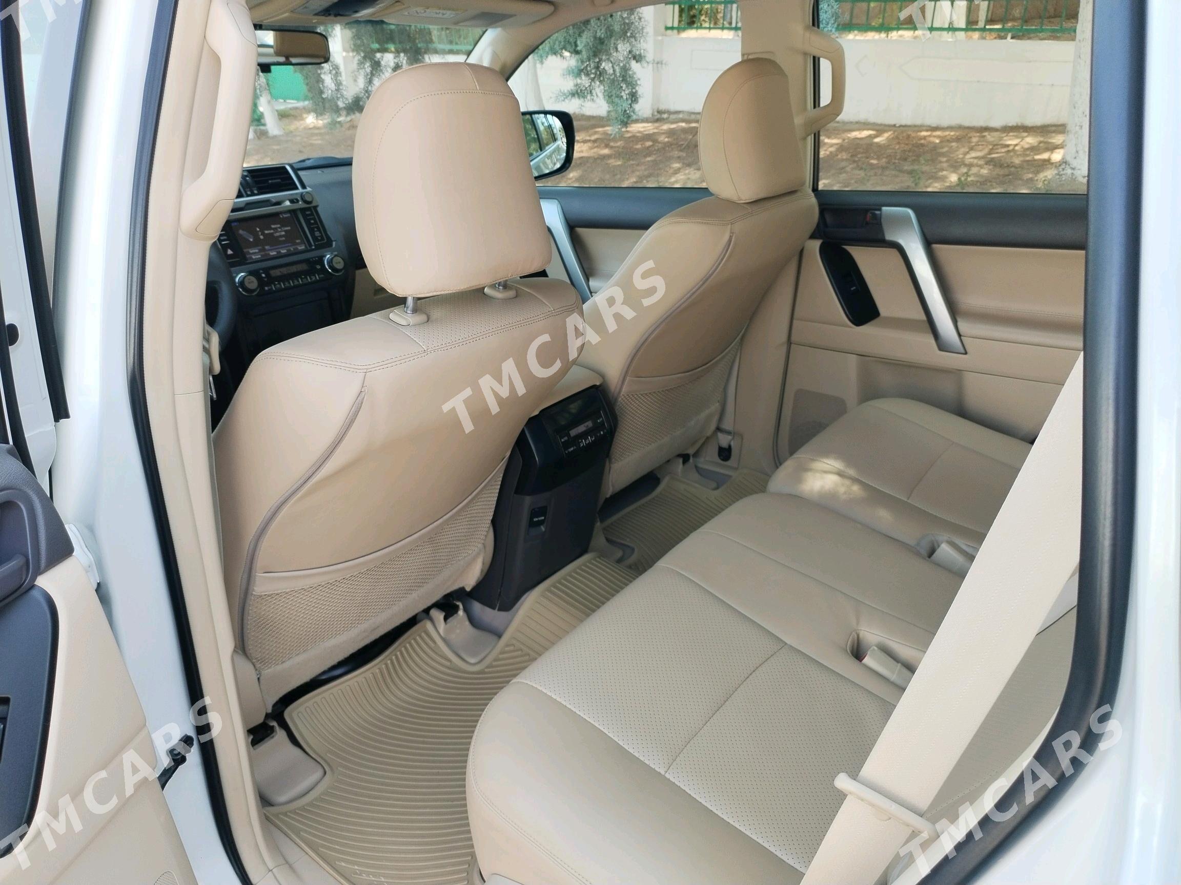 Toyota Land Cruiser Prado 2014 - 590 000 TMT - Türkmenbaşy - img 8