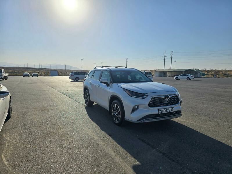 Toyota Highlander 2024 - 560 000 TMT - Ашхабад - img 3