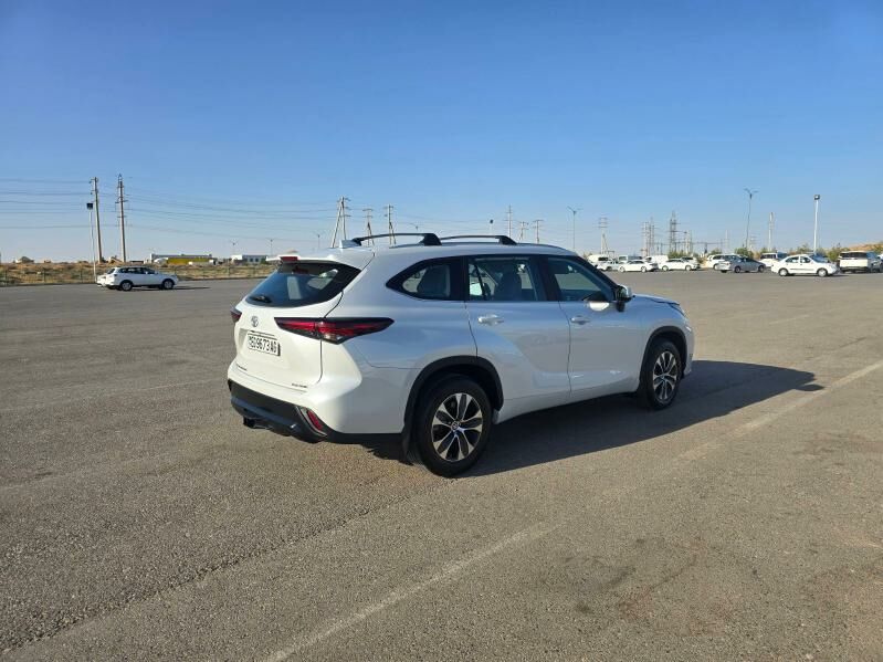 Toyota Highlander 2024 - 560 000 TMT - Ашхабад - img 5