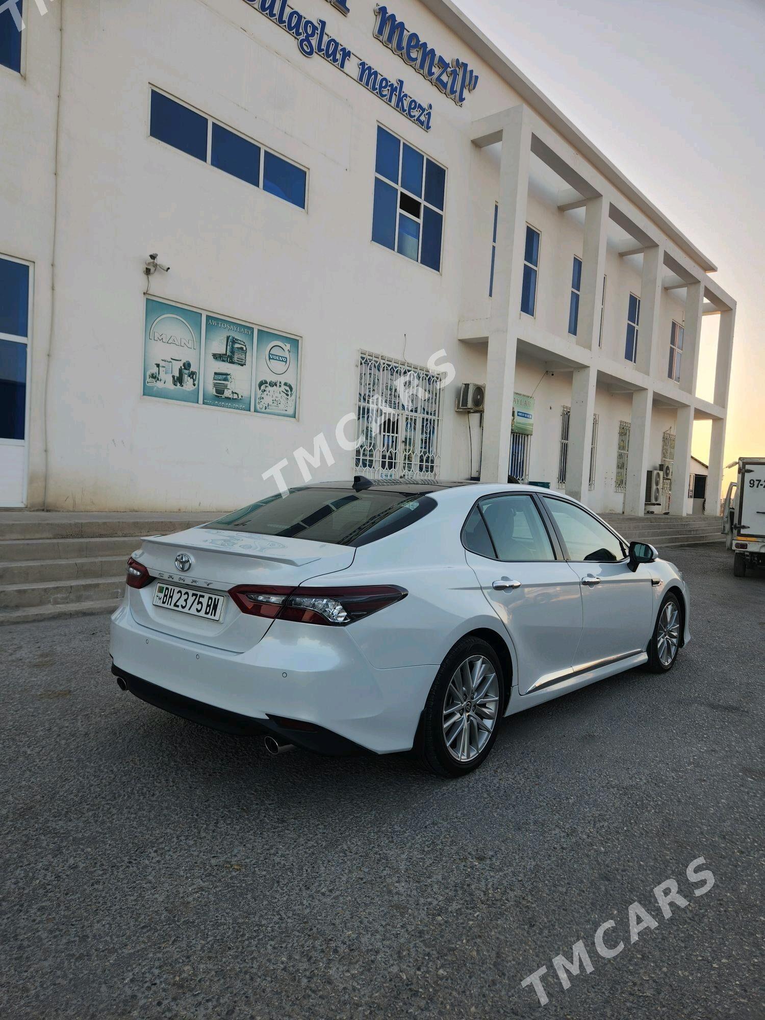 Toyota Camry 2019 - 475 000 TMT - Balkanabat - img 3