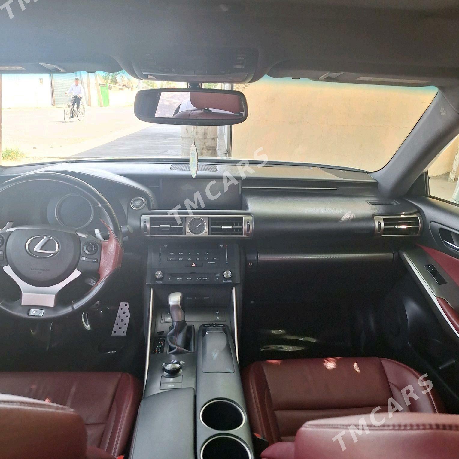 Lexus IS 350 2015 - 345 000 TMT - Bedew - img 6