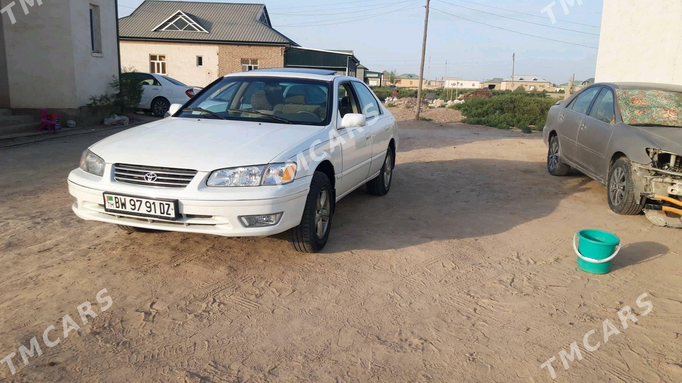 Toyota Camry 1999 - 132 000 TMT - Boldumsaz - img 4