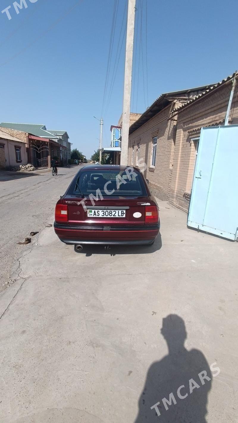 Opel Vectra 1991 - 27 000 TMT - Farap - img 2
