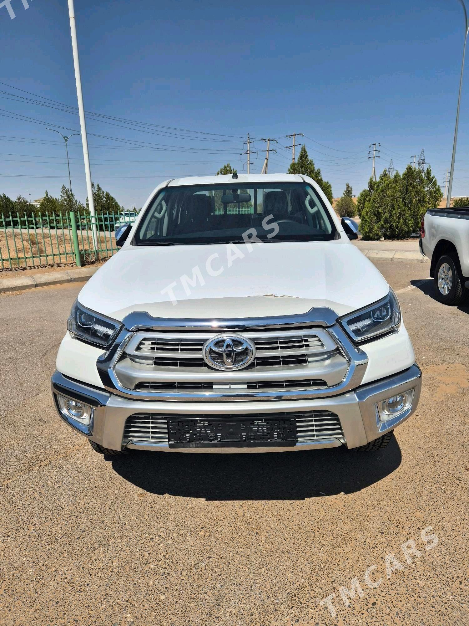 Toyota Hilux 2025 - 670 000 TMT - Ашхабад - img 3